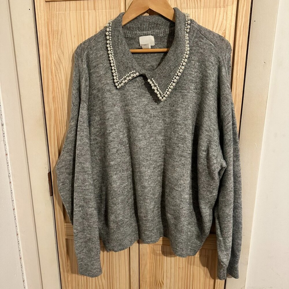 XXL H&M Gray Pearl-Embellished Collared Sweater